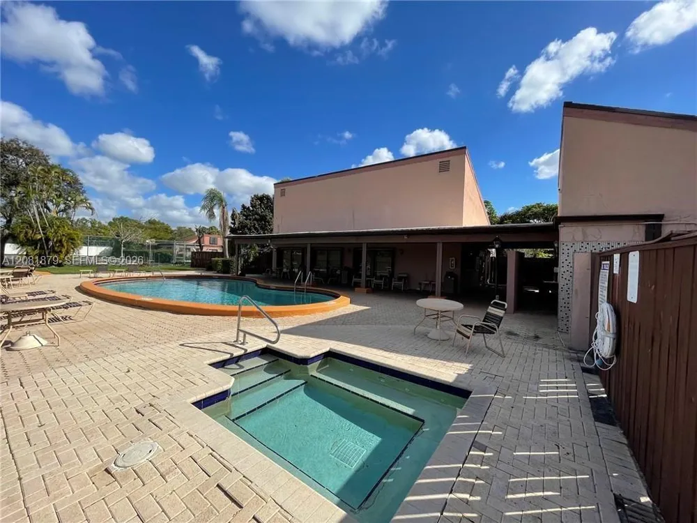 1724 NW 73rd Ave #57 Plantation, FL 33313