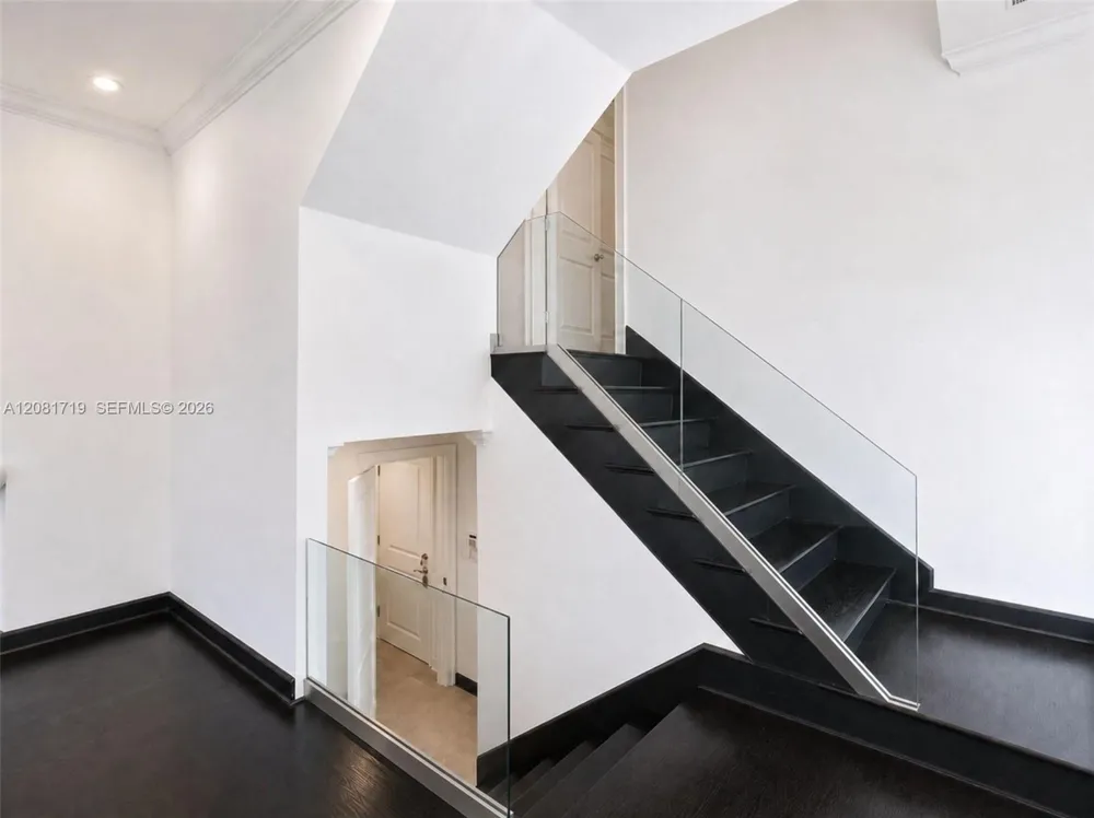 8041 NE Bayshore Ct #8041 Miami, FL 33138