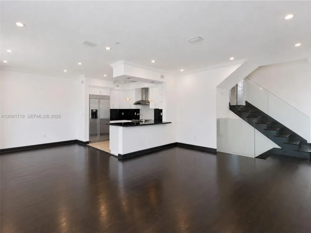 8041 NE Bayshore Ct #8041 Miami, FL 33138