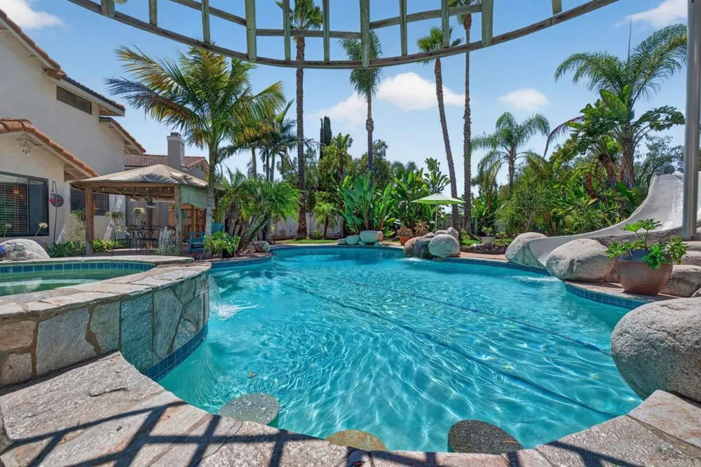 8822 Polanco Street San Diego, CA 92129