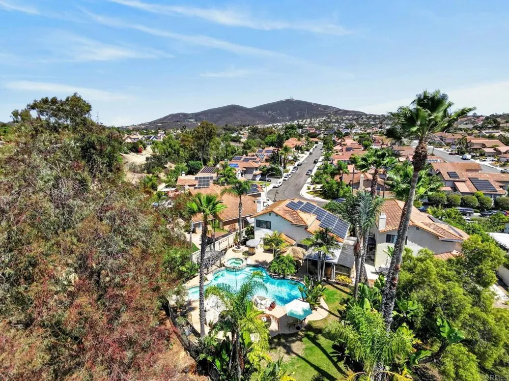 8822 Polanco Street San Diego, CA 92129