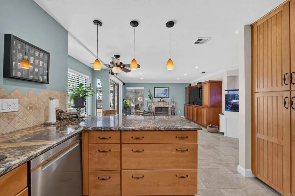 8822 Polanco Street San Diego, CA 92129