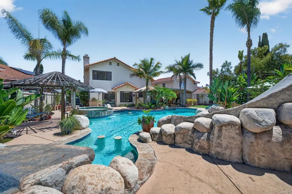 8822 Polanco Street San Diego, CA 92129