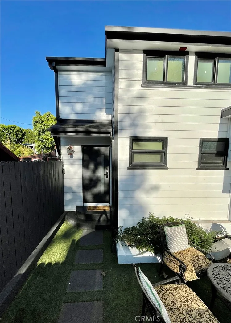 4408 Beck Street North Hollywood, CA 91602