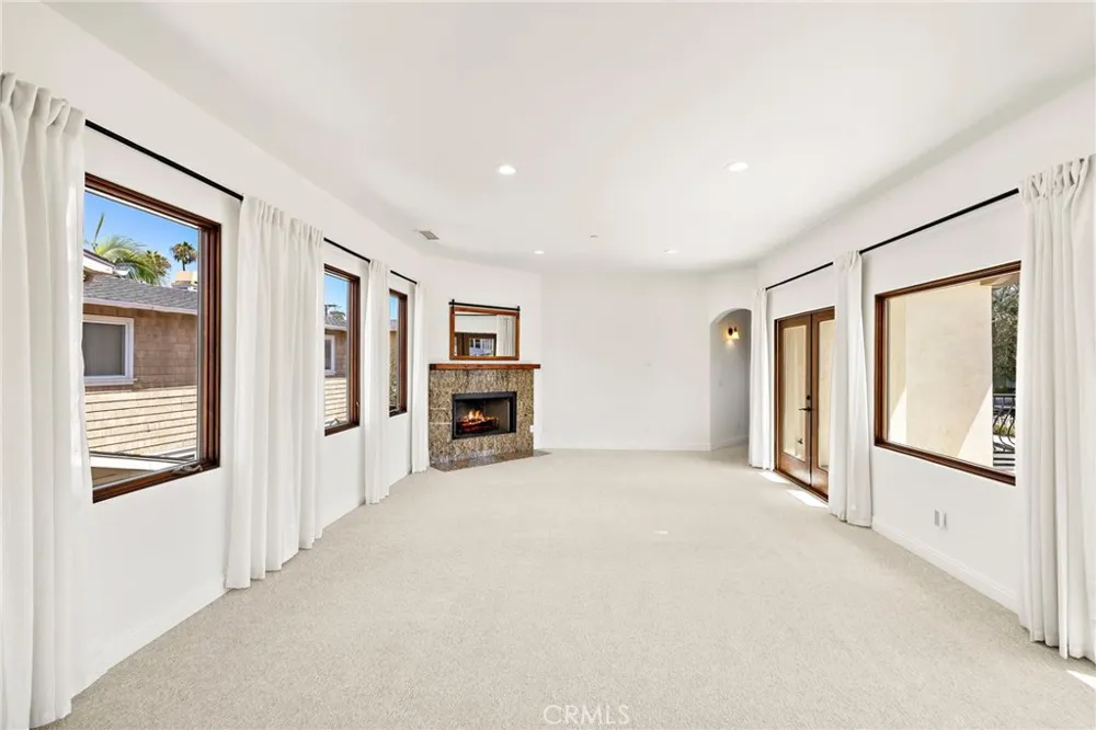 1699 Calle De Los Alamos San Clemente, CA 92672
