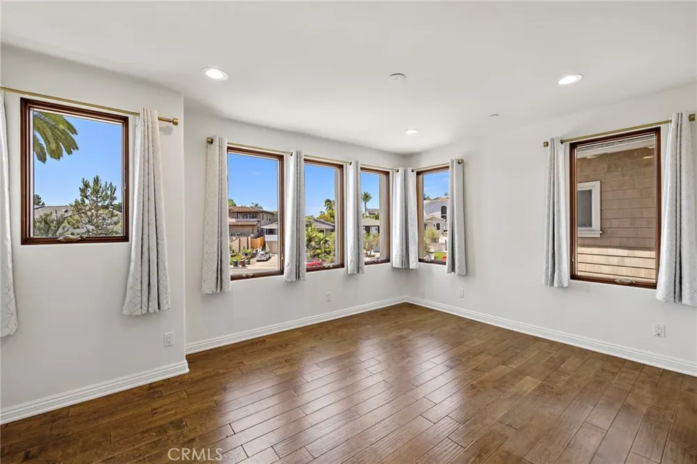 1699 Calle De Los Alamos San Clemente, CA 92672
