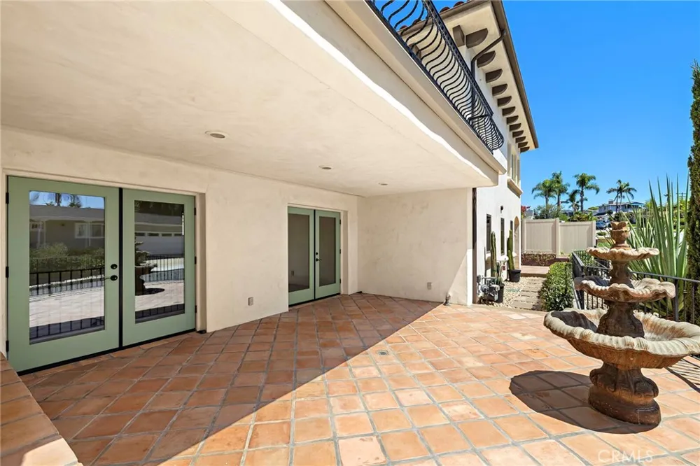 1699 Calle De Los Alamos San Clemente, CA 92672