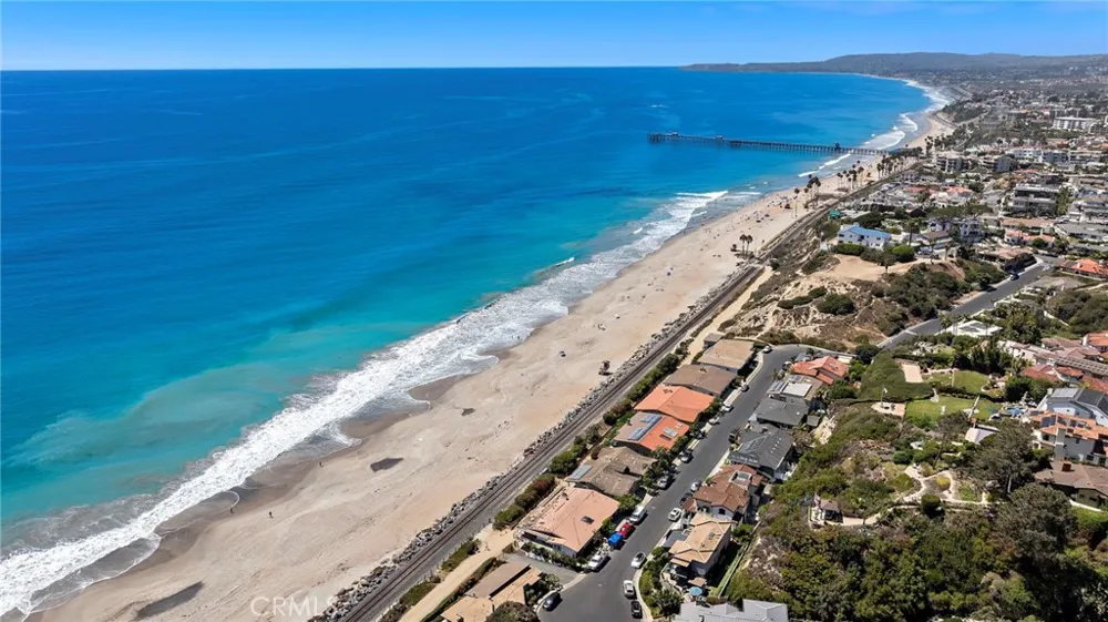 1699 Calle De Los Alamos San Clemente, CA 92672