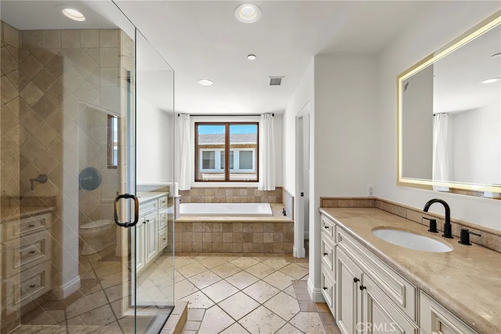 1699 Calle De Los Alamos San Clemente, CA 92672