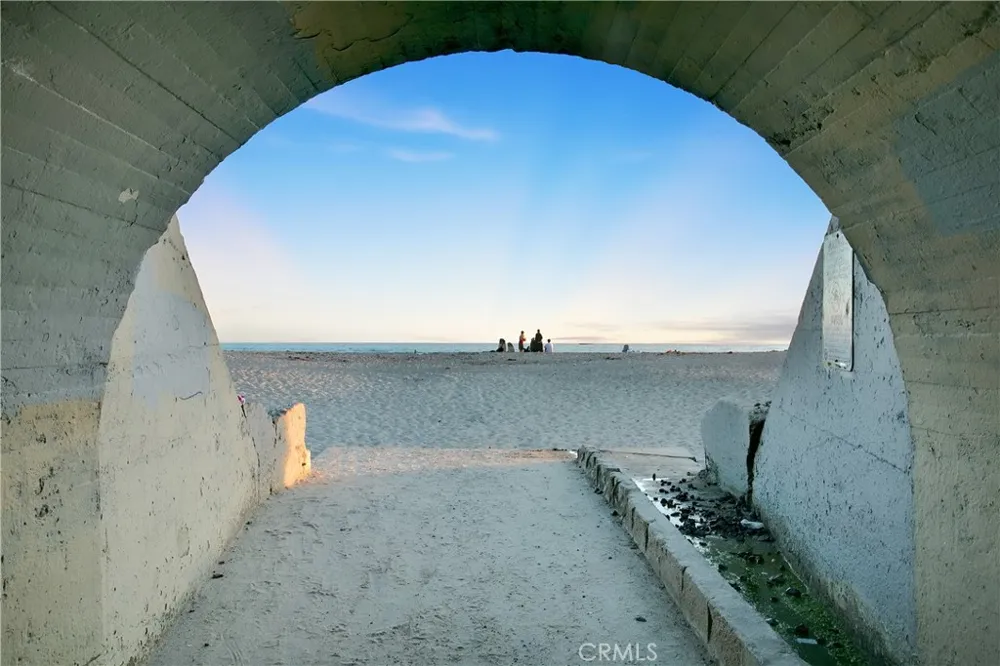 1699 Calle De Los Alamos San Clemente, CA 92672