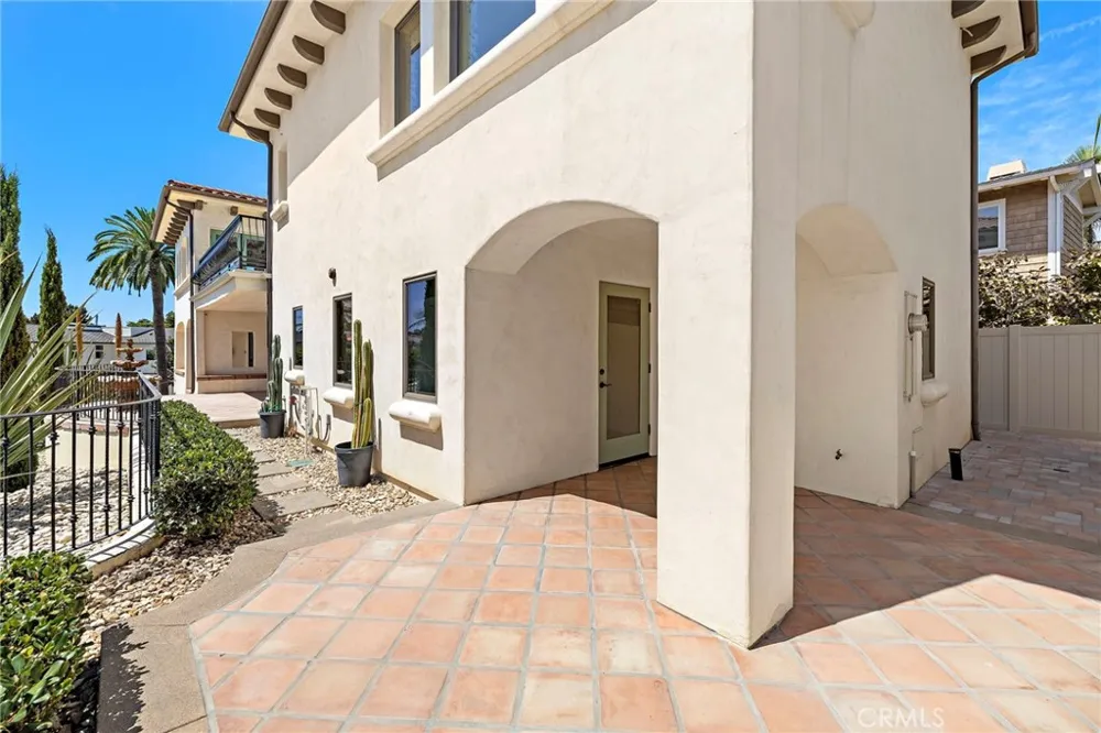 1699 Calle De Los Alamos San Clemente, CA 92672