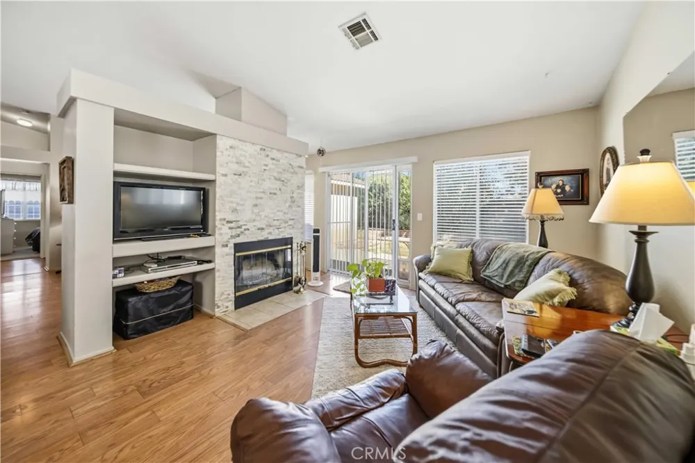 3649 Garnet Rosamond, CA 93560