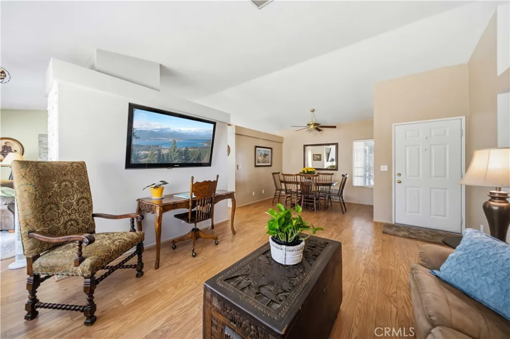 3649 Garnet Rosamond, CA 93560