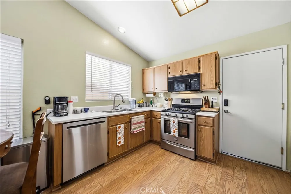 3649 Garnet Rosamond, CA 93560