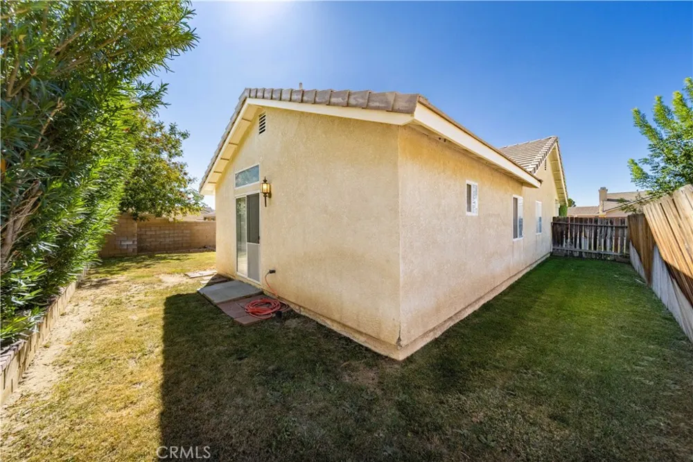 3649 Garnet Rosamond, CA 93560