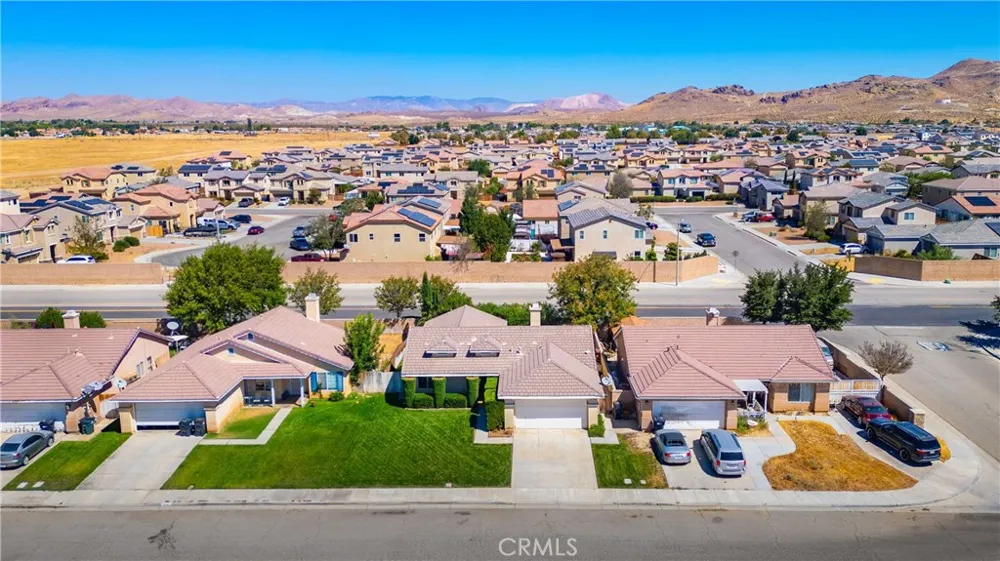 3649 Garnet Rosamond, CA 93560