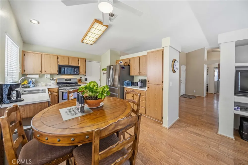 3649 Garnet Rosamond, CA 93560