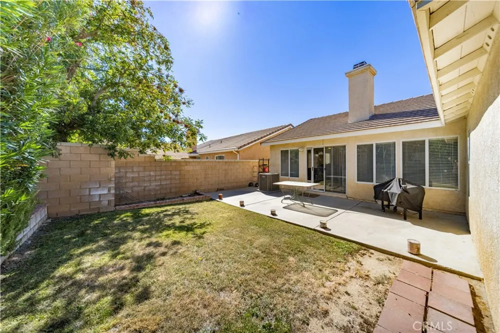 3649 Garnet Rosamond, CA 93560