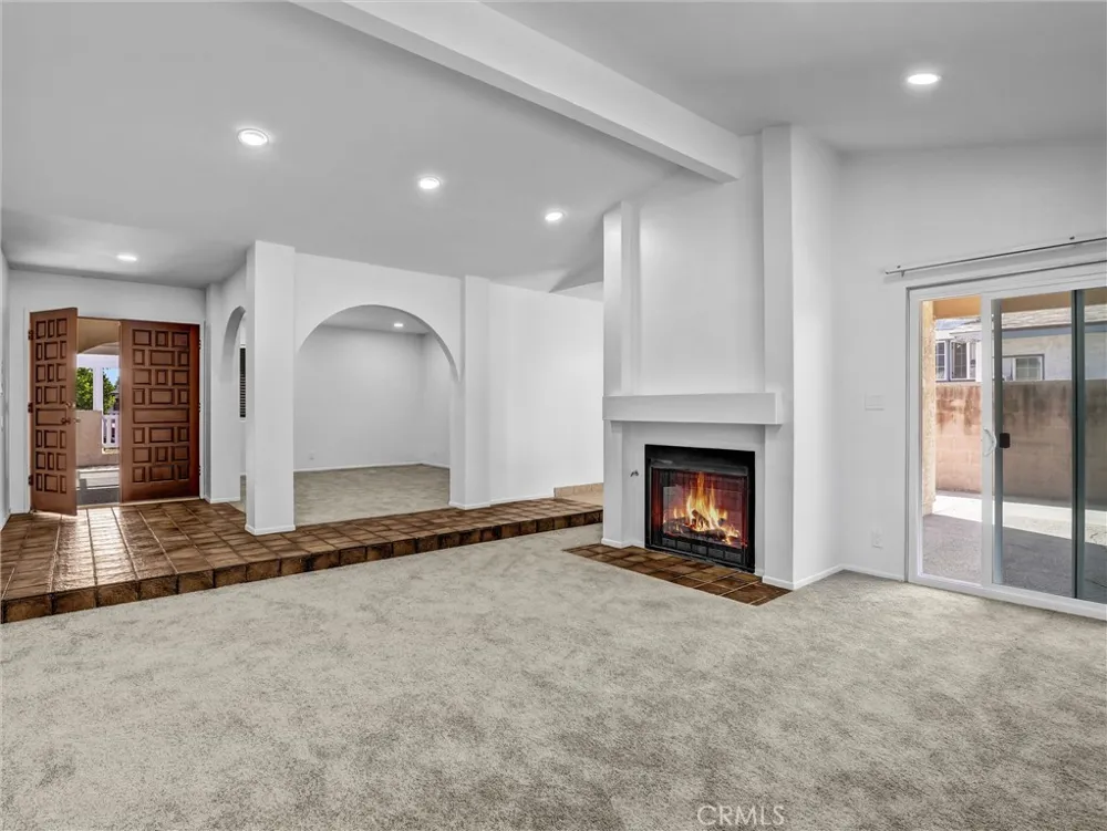 11925 Truro Avenue Hawthorne, CA 90250