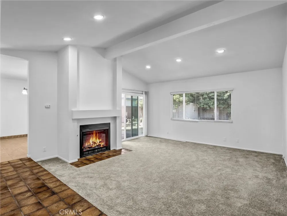 11925 Truro Avenue Hawthorne, CA 90250