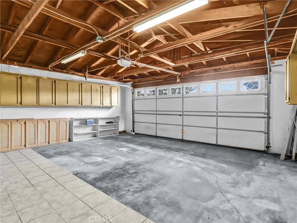 11925 Truro Avenue Hawthorne, CA 90250