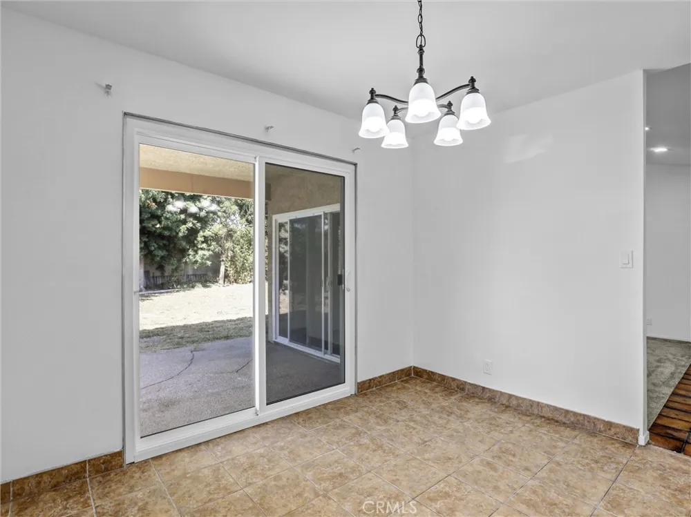 11925 Truro Avenue Hawthorne, CA 90250
