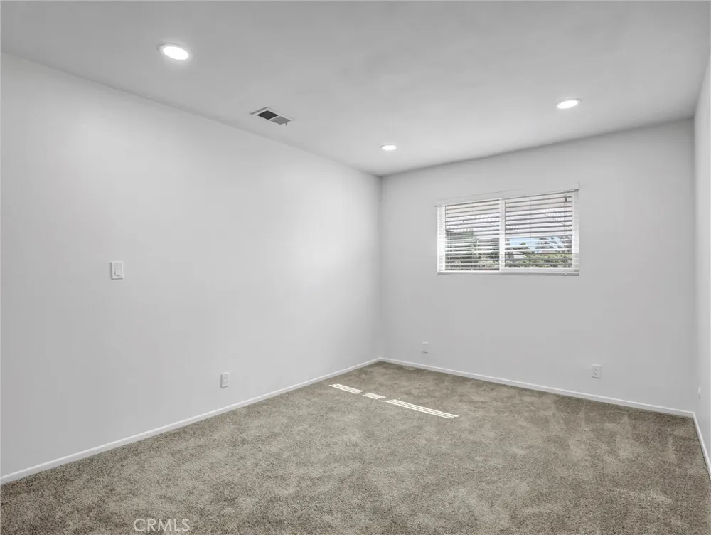 11925 Truro Avenue Hawthorne, CA 90250