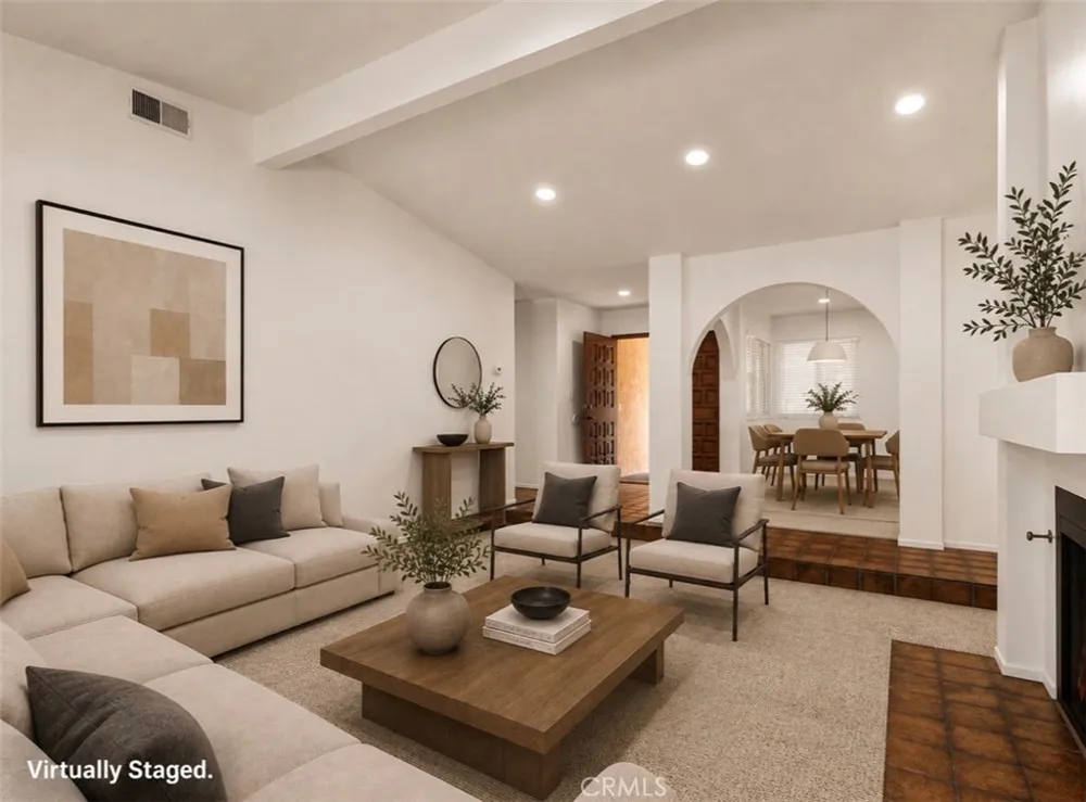 11925 Truro Avenue Hawthorne, CA 90250