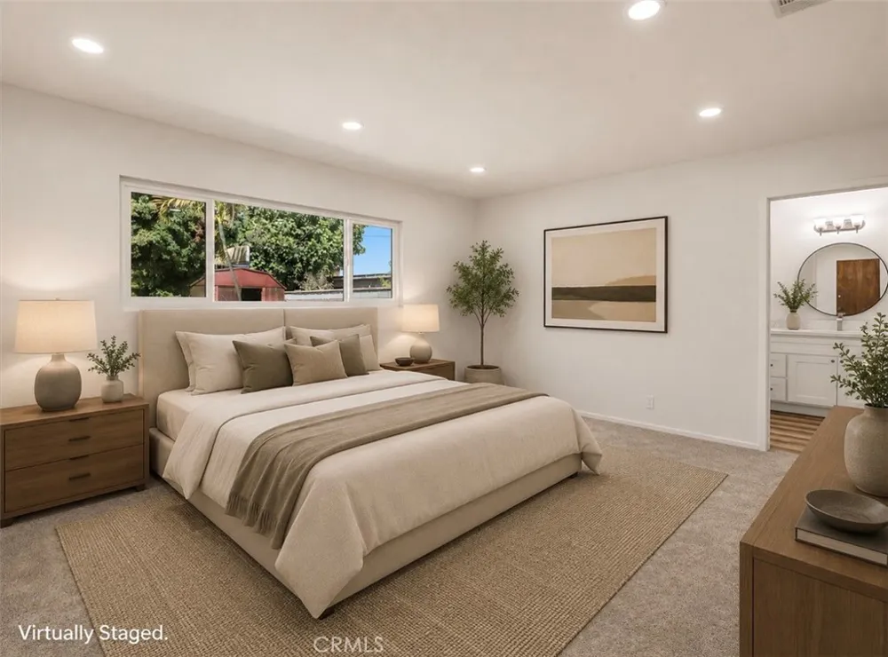 11925 Truro Avenue Hawthorne, CA 90250