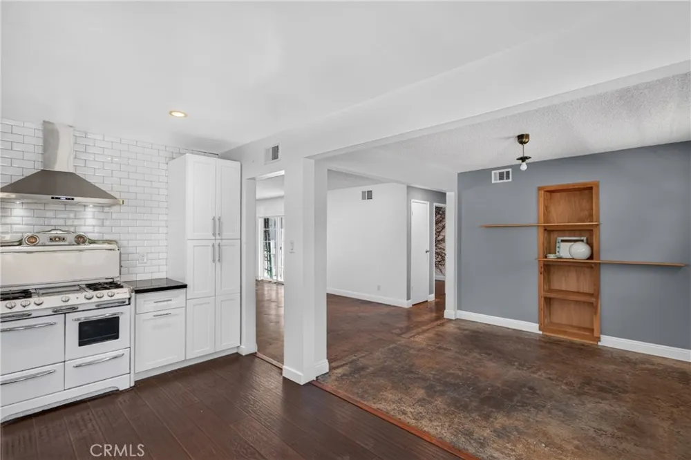 1326 W Brewster Anaheim, CA 92801