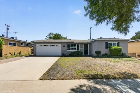 1326 W Brewster