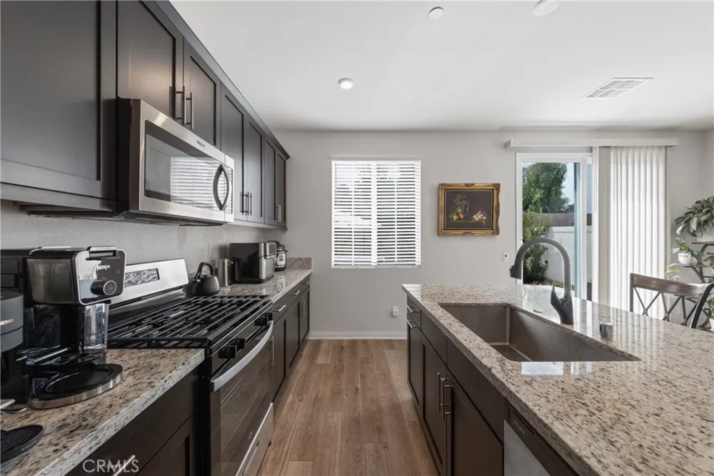 1753 Plume Lane San Jacinto, CA 92583