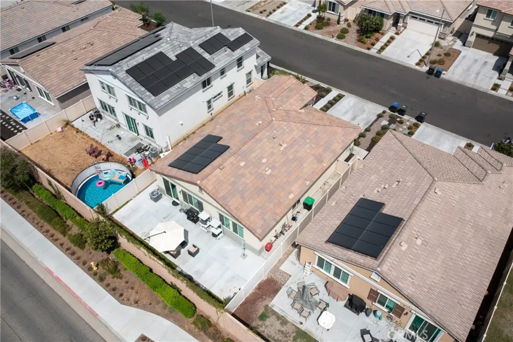 1753 Plume Lane San Jacinto, CA 92583