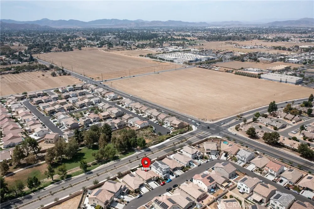 1753 Plume Lane San Jacinto, CA 92583
