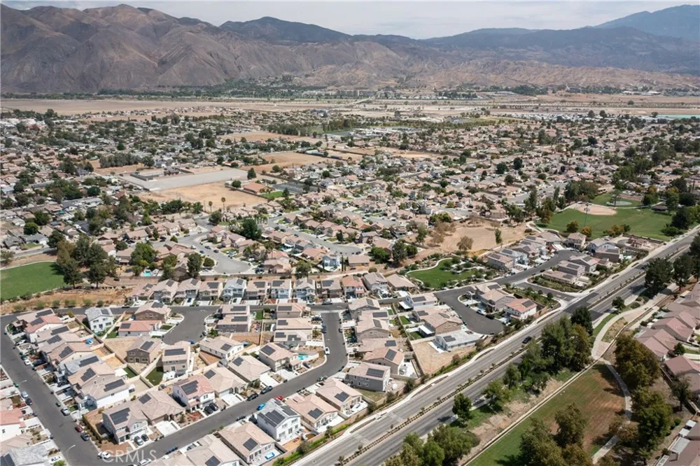 1753 Plume Lane San Jacinto, CA 92583
