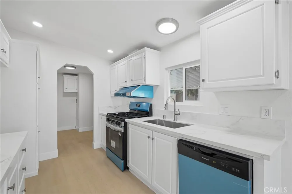 3530 Damien #141 La Verne, CA 91750