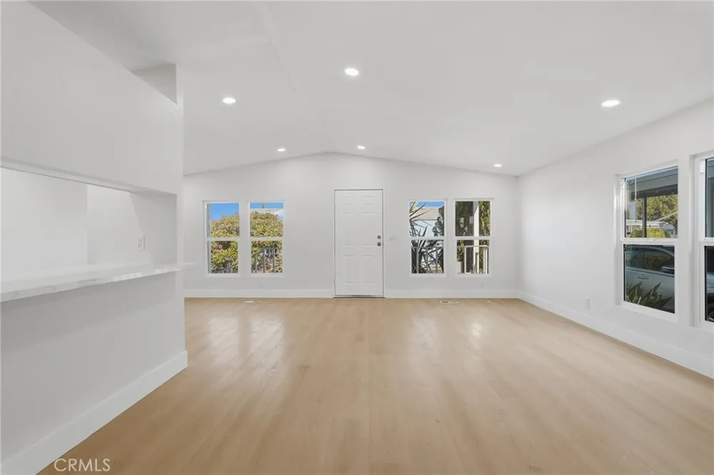 3530 Damien #141 La Verne, CA 91750