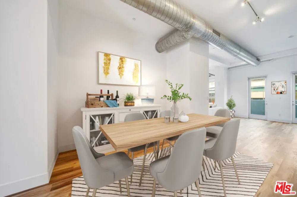 212 Marine Street #305 Santa Monica, CA 90405