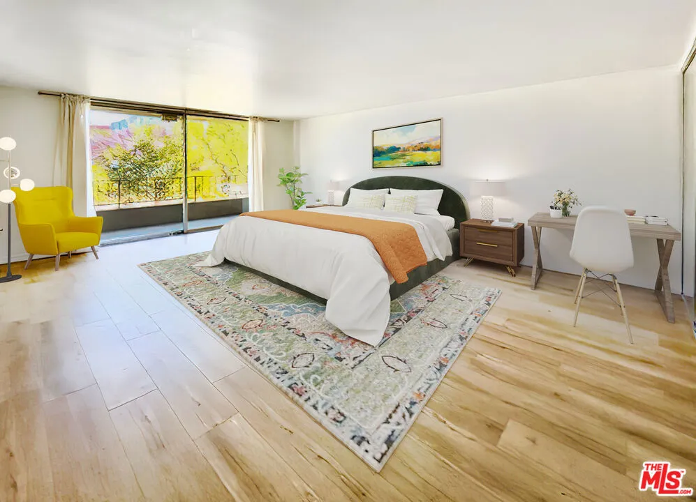 10707 Camarillo Street #116 Toluca Lake, CA 91602