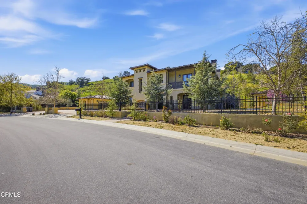 27417 Park Vista Road Agoura Hills, CA 91301