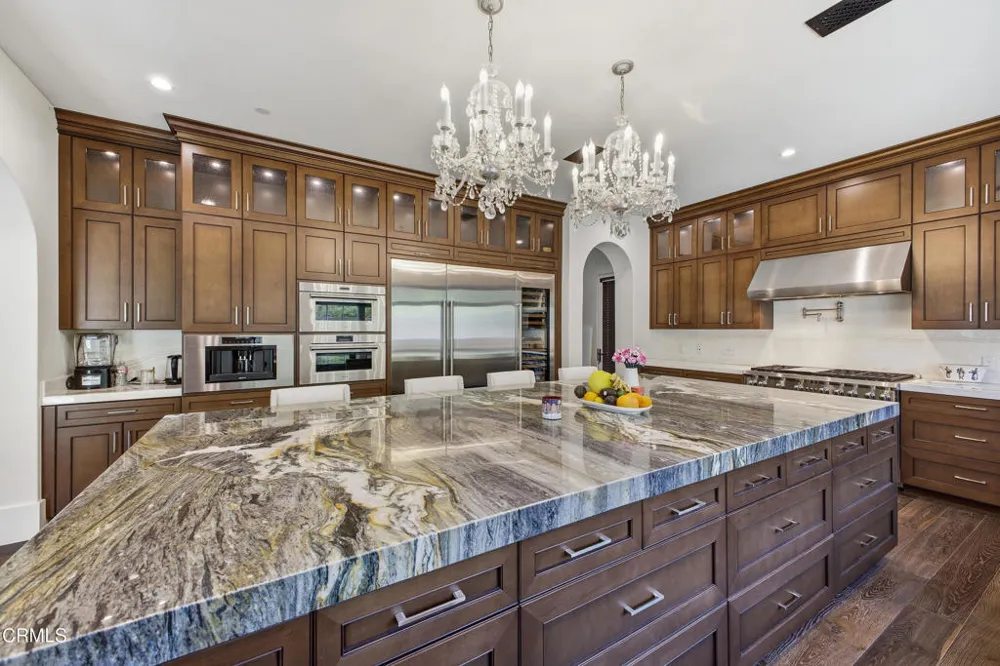 27417 Park Vista Road Agoura Hills, CA 91301