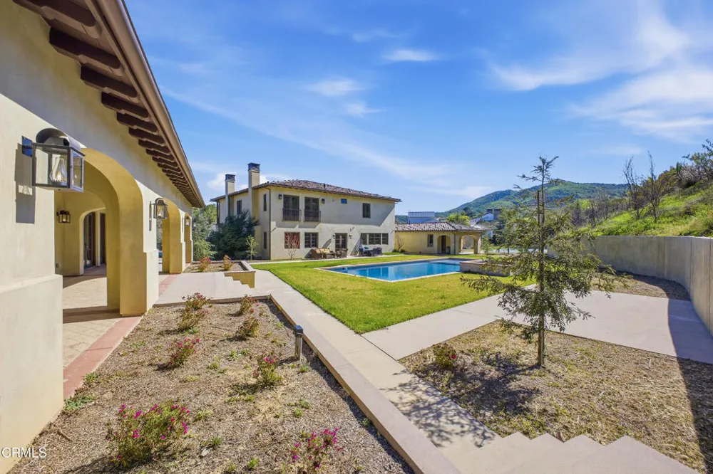 27417 Park Vista Road Agoura Hills, CA 91301