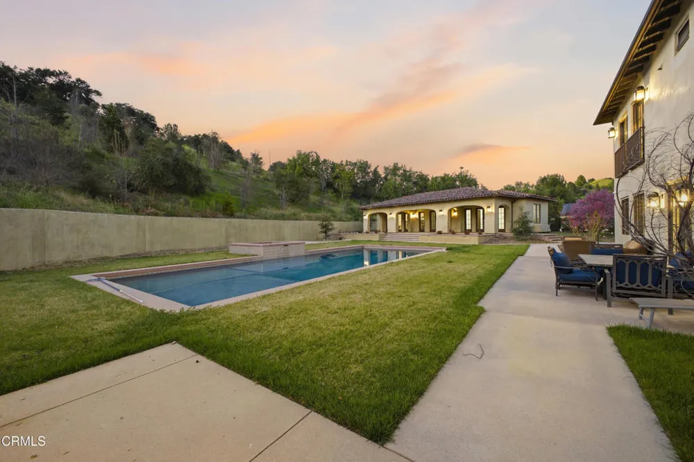 27417 Park Vista Road Agoura Hills, CA 91301