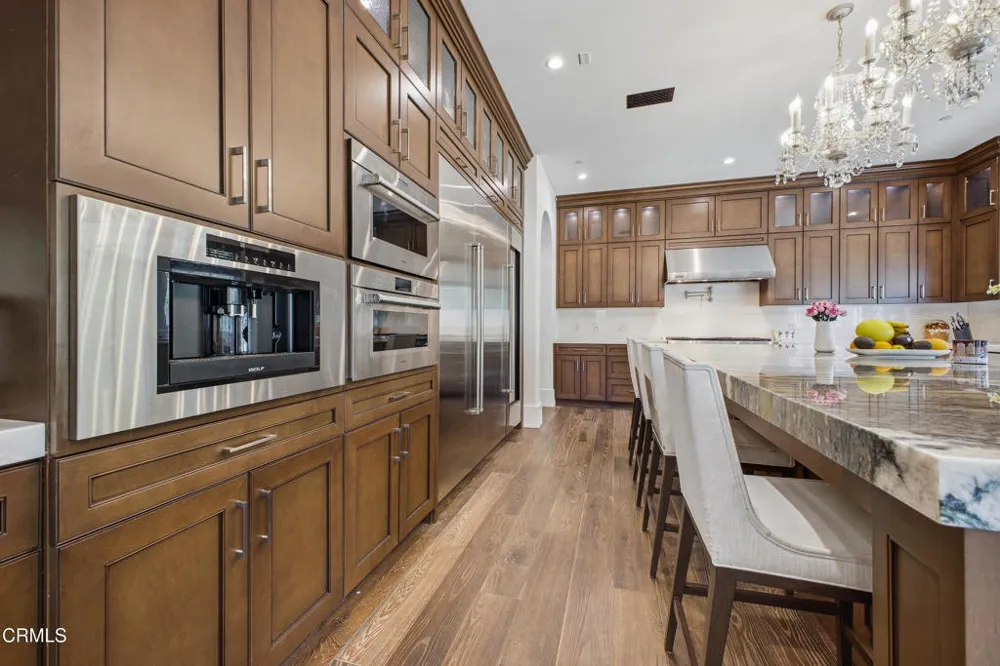 27417 Park Vista Road Agoura Hills, CA 91301