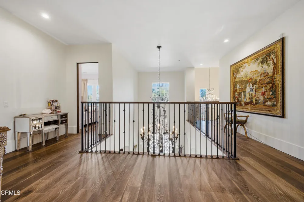 27417 Park Vista Road Agoura Hills, CA 91301