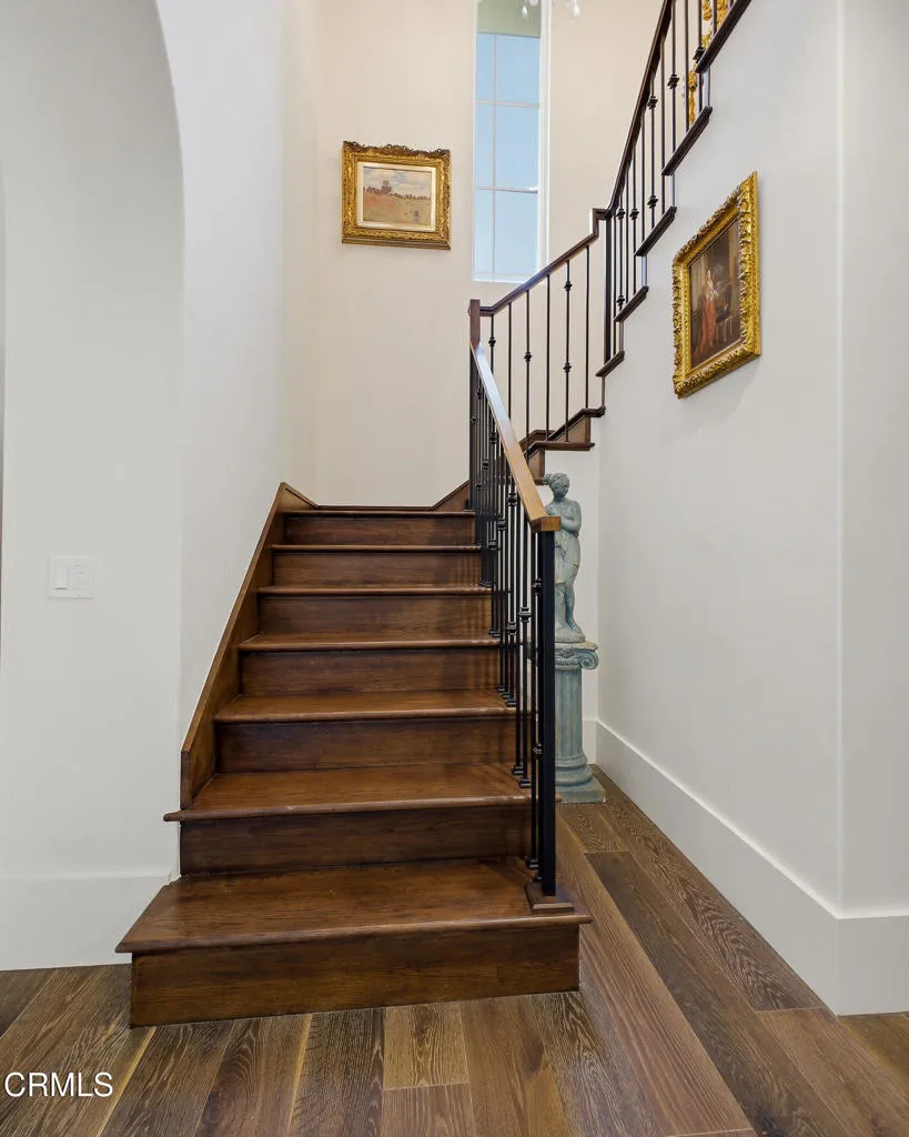 27417 Park Vista Road Agoura Hills, CA 91301