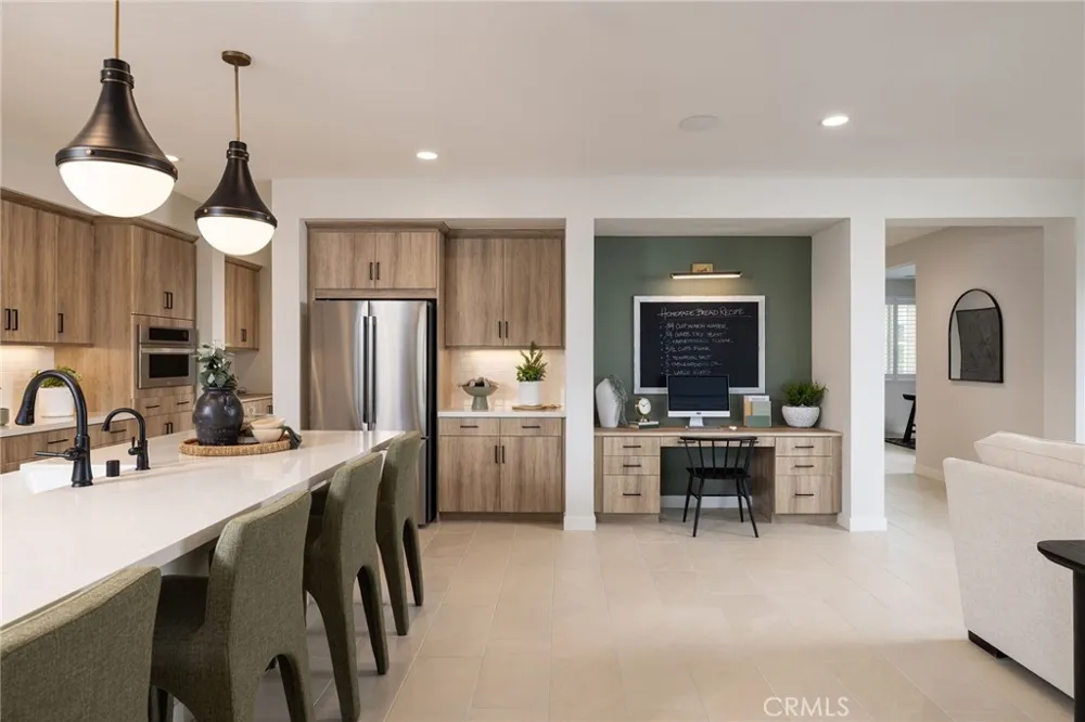 39273 Saddle Drive Palmdale, CA 93551