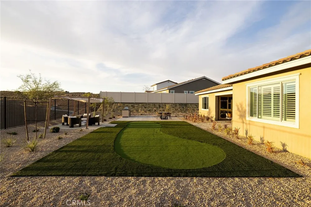 39273 Saddle Drive Palmdale, CA 93551