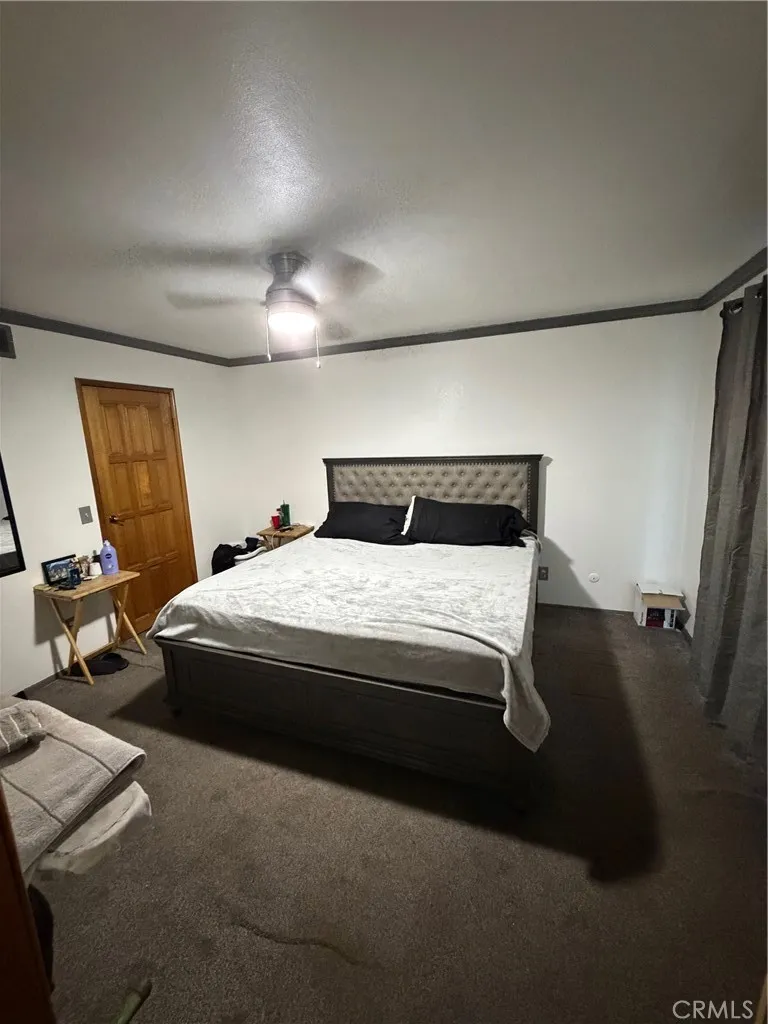 15860 Grevillea Fontana, CA 92335