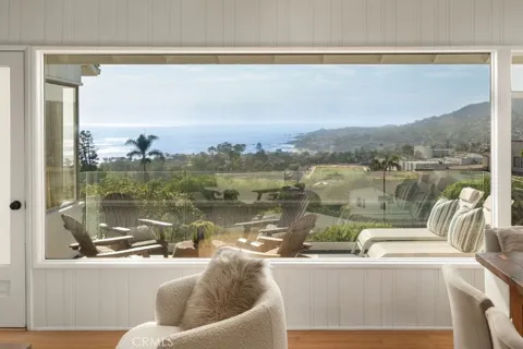 933 Coast View